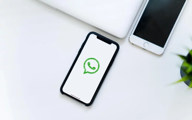 Mengatasi Story WhatsApp Tidak Muncul